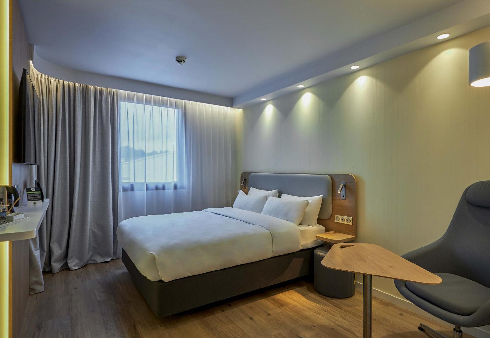 B&B Hotel Deauville-Touques Экстерьер фото