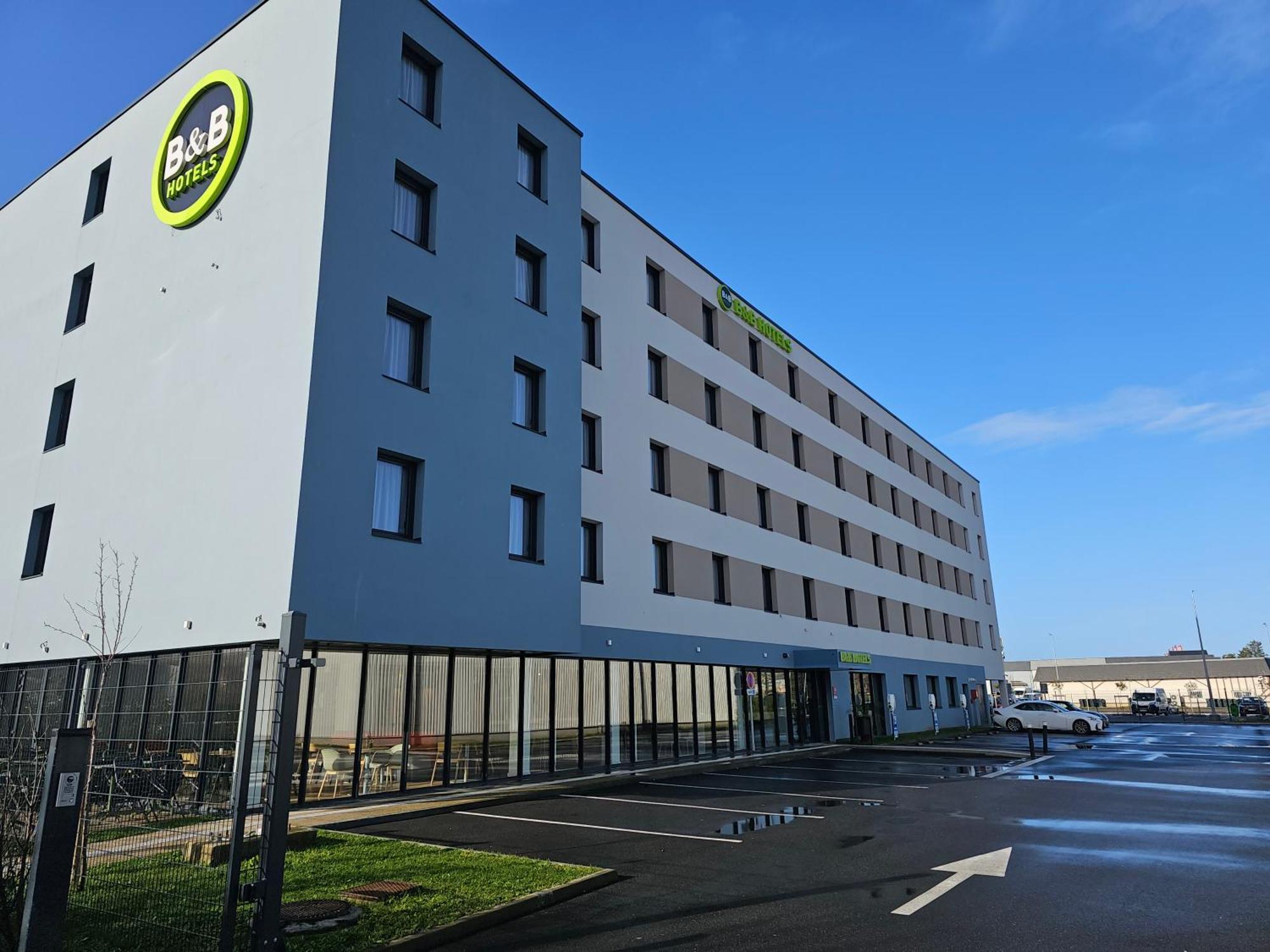 B&B Hotel Deauville-Touques Экстерьер фото